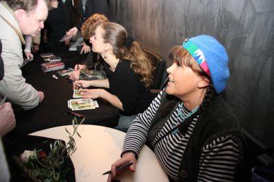 Foto des Albums: Autogrammstunde von Frank Schöbel im Nikolaisaal (26.11.2008)