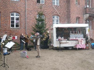 Foto des Albums: Weihnachtskonzert- und Markt auf der Plattenburg (13. 12. 2008)