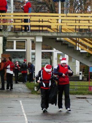 Foto des Albums: Weihnachtspaddeln bei Preussen-Kanu (22.12.2008)
