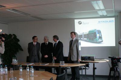 Foto des Albums: Vertragsunterzeichnung zum Straßenbahn-Kauf (30.01.2009)