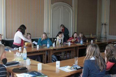 Foto des Albums: Beigeordnete Elona Müller empfängt Schülerinnen und Lehrerinnen aus England (13.02.2009)