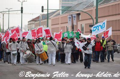 Foto des Albums: Demo und Kundgebung der Gewerkschaften in Potsdam (13.02.2009)