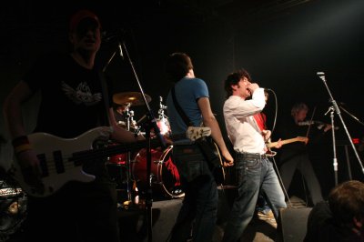 Foto des Albums: Beautiful Noise Festival im Waldschloss (29.04.2006)
