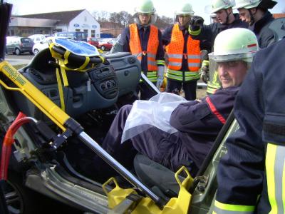 Truppf&uuml;hrerlehrgang der Feuerwehr 2009  (Bild vergr&ouml;&szlig;ern)