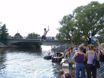 Foto des Albums: Lake Jumping: Die besten Sprünge (07.08.2004)