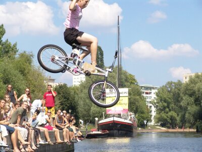 Foto des Albums: Lake Jumping: Die besten Sprünge (07.08.2004)