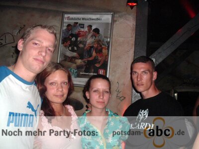 Foto des Albums: Megaperls im Waschhaus (14.08.2004)