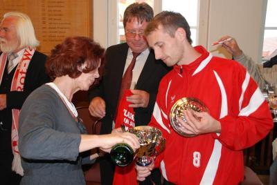 Foto des Albums: Empfang der Fußballer von Rot/Weiß Kyritz beim Bürgermeister (06.06.2009)