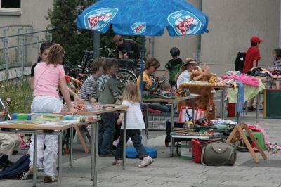Foto des Albums: Kinderflohmarkt am Malteser Treffpunkt Freizeit (28.06.2009)