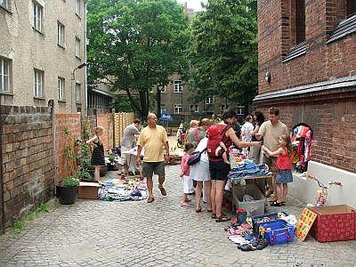 Foto des Albums: Familienflohmarkt an der evangelischen Grundschule Babelsberg (04.07.2009)