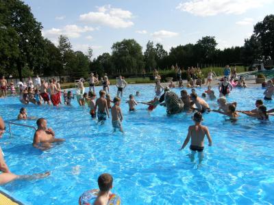 Foto des Albums: 20. Schwimmbadfest im Freibad Dahme/Mark (08.08.2009)