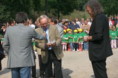 Foto des Albums: Grundsteinlegung des neuen Fröbel-Kindergarten (10.09.2009)