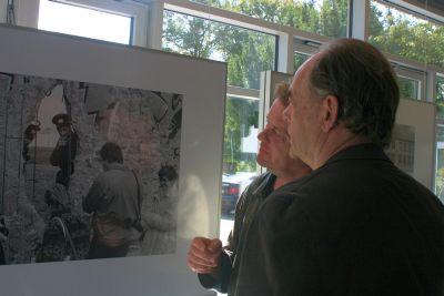 Foto des Albums: Pressetermin zur Eröffnung der neuen Fotoausstellung im Pavillion auf der Freundschaftsinsel (30.09.2009)