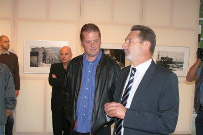 Foto des Albums: Ausstellungseröffnung der Ausstellung " Wende. Wandel. Wiedersehen. " im Pavillion auf der Freundschaftsinsel (02.10.2009)