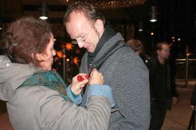 Foto des Albums: Spendenaktion der Potsdamer AIDS-Hilfe im Hauptbahnhof (01.12.2009)