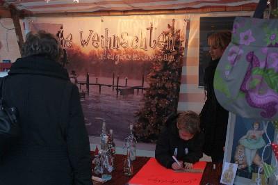 Foto des Albums: Kleiner, Feiner Weihnachtsmarkt in der Schiffbauergasse (06.12.2009)