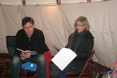 Foto des Albums: Märchenstunde mit der Beigeordneten Elona Müller auf dem Bassinplatz (22.12.2009)
