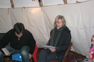 Foto des Albums: Märchenstunde mit der Beigeordneten Elona Müller auf dem Bassinplatz (22.12.2009)