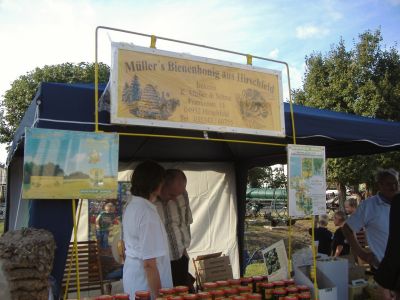 Foto des Albums: Bauernmarkt in Hirschfeld (01. 10. 2006)