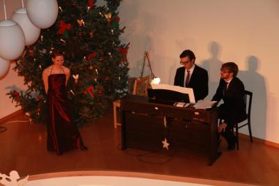 Foto des Albums: Weihnachtskonzert - Quartett mit Anna Moritz (06. 12. 2009)