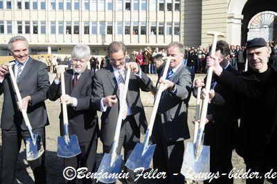 Foto des Albums: Spatenstich für Brandenburger Landtag (25.03.2010)