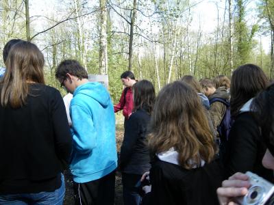 Foto des Albums: Junge Franzosen besuchen die Gedenkstätte „Juliushütte“ (27. 04. 2010)