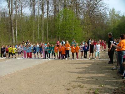 Foto des Albums: „Jugend trainiert für Olympia“ -Frühjahrscross am 29.04.10 (30. 04. 2010)