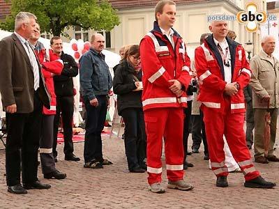 Foto des Albums: Leistungsschau zum 20. Jubiläum des Brandenburger Roten Kreuzes auf dem Luisenplatz (08.05.2010)