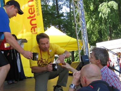 Foto des Albums: Tour de Prignitz: Empfang in Meyenburg (04. 06. 2010)