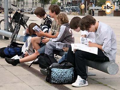 Foto des Albums: Bildungsdemo von Schülern und Studenten in der Innenstadt (09.06.2010)