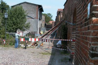 Foto des Albums: Sanierungsarbeiten an der Wittstocker Stadtmauer (11.06.2010)