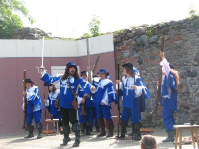 Foto des Albums: Knattermimen bei den Proben der Aufführung "Cyrano de Bergerac" (11.06.2010)