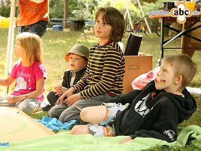 Foto des Albums: Spielplatzgestaltung mit Kindern in Potsdam West (19.06.2010)