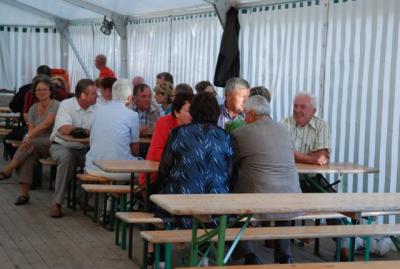 Foto des Albums: Rückblick auf das Sport- und Parkfest in Neuhirschstein vom 30.7. bis 1.8.2010
