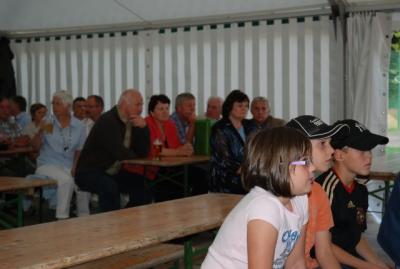 Foto des Albums: Rückblick auf das Sport- und Parkfest in Neuhirschstein vom 30.7. bis 1.8.2010