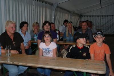 Foto des Albums: Rückblick auf das Sport- und Parkfest in Neuhirschstein vom 30.7. bis 1.8.2010