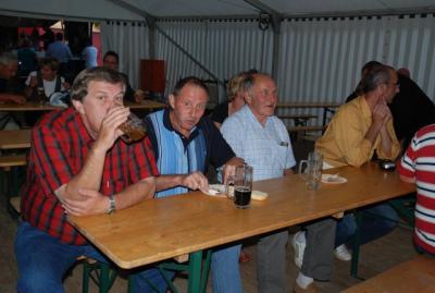 Foto des Albums: Rückblick auf das Sport- und Parkfest in Neuhirschstein vom 30.7. bis 1.8.2010
