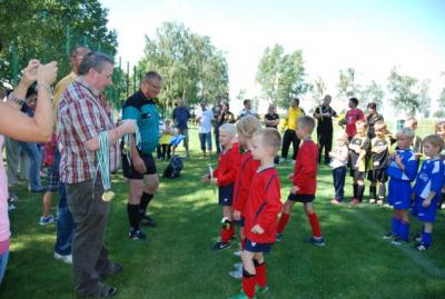 Foto des Albums: Rückblick auf das Sport- und Parkfest in Neuhirschstein vom 30.7. bis 1.8.2010