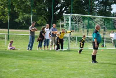 Foto des Albums: Rückblick auf das Sport- und Parkfest in Neuhirschstein vom 30.7. bis 1.8.2010