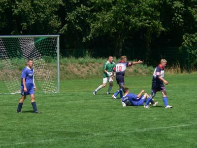 Foto des Albums: Rückblick auf das Sport- und Parkfest in Neuhirschstein vom 30.7. bis 1.8.2010