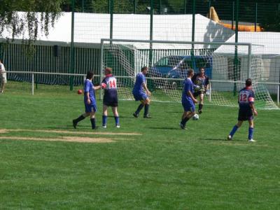 Foto des Albums: Rückblick auf das Sport- und Parkfest in Neuhirschstein vom 30.7. bis 1.8.2010