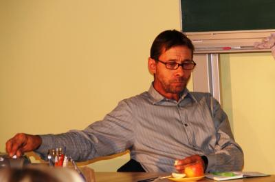 Foto des Albums: Klamms Krieg - Kampfansage eines Lehrers gegen eine ganze Schule (26. 08. 2010)