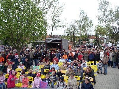 Foto des Albums: Protestdemonstration zum Erhalt der Sekundarstufe I in der Glöwener Oberschule - Serie 2 (20. 04. 2007)