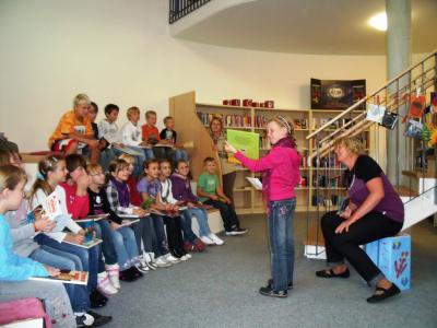Foto des Albums: Bibliotheksrallye mit der 3. Klasse der Zielitzer Grundschule (31. 08. 2010)