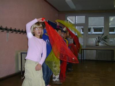 Bild: Herbsttanz der 3. Klasse