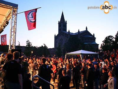 Foto des Albums: Gipfelsturm - G8-kritisches Konzert auf dem Bassinplatz (19.05.2007)