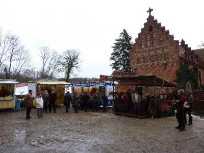 Foto des Albums: Weihnachtsmarkt auf der Plattenburg (11. 12. 2010)