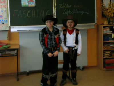Foto des Albums: Faschingsfeier der Klasse 1b (07.03.2011)