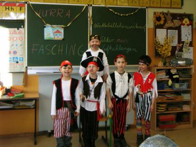 Foto des Albums: Faschingsfeier der Klasse 1b (07.03.2011)