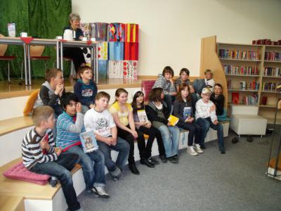 Foto des Albums: Vorlesewettbewerb der Klasse 4 der Grundschule Zielitz (06. 04. 2011)